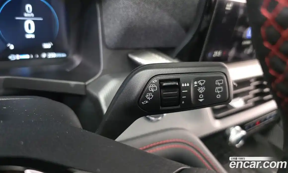 Ford Explorer 2025 2.3 Автомат в Москве № 233018, фото 11