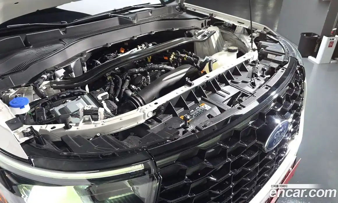 Ford Explorer 2025 2.3 Автомат в Москве № 233018, фото 12