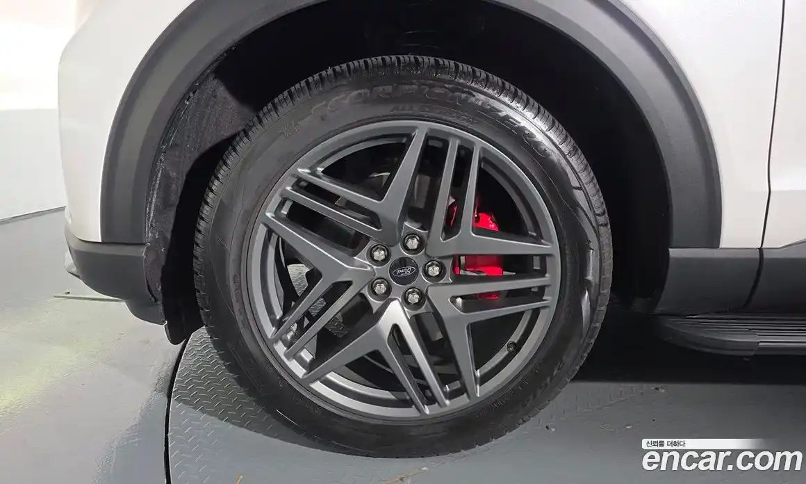 Ford Explorer 2025 2.3 Автомат в Москве № 233018, фото 17