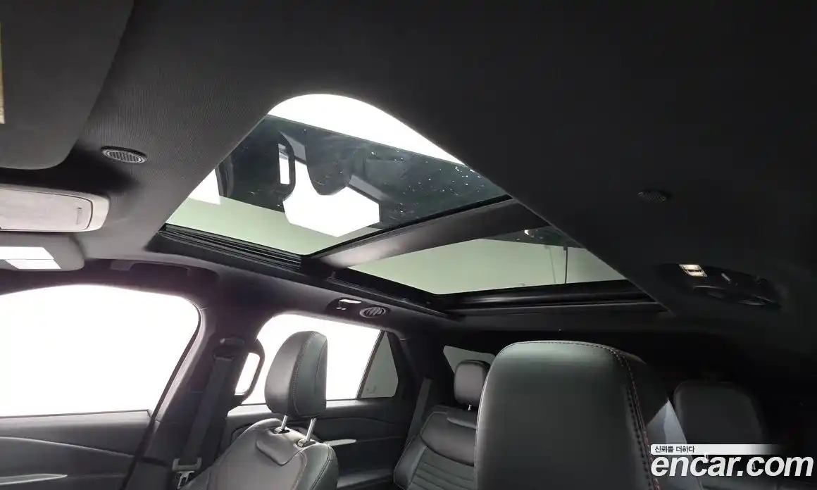 Ford Explorer 2025 2.3 Автомат в Москве № 233018, фото 7