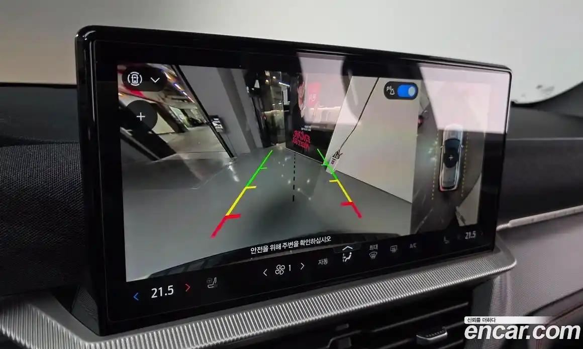 Ford Explorer 2025 2.3 Автомат в Москве № 233018, фото 9