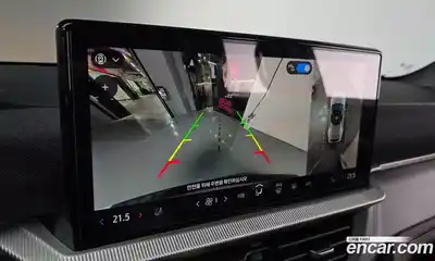 Ford Explorer 2025 2.3 Автомат в Москве № 233018, миниатюра 9