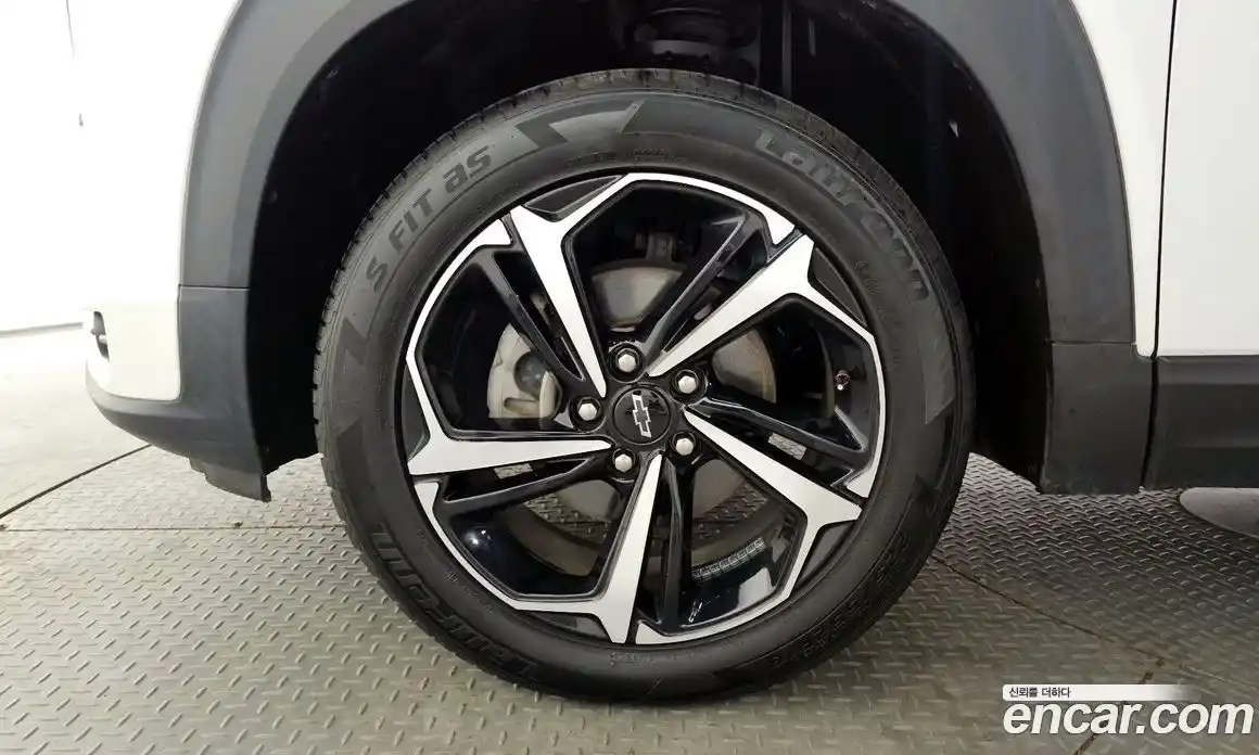 Chevrolet TrailBlazer 2021 1.3 Автомат в Москве № 238685, фото 8