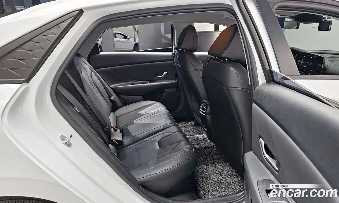 Hyundai Avante 2026 1.6 Автомат в Москве № 243952, фото 5