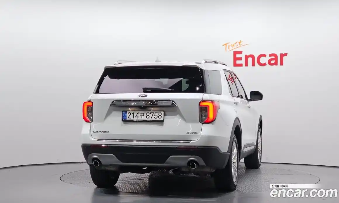 Ford Explorer 2023 2.3 Автомат в Москве № 255416, фото 12