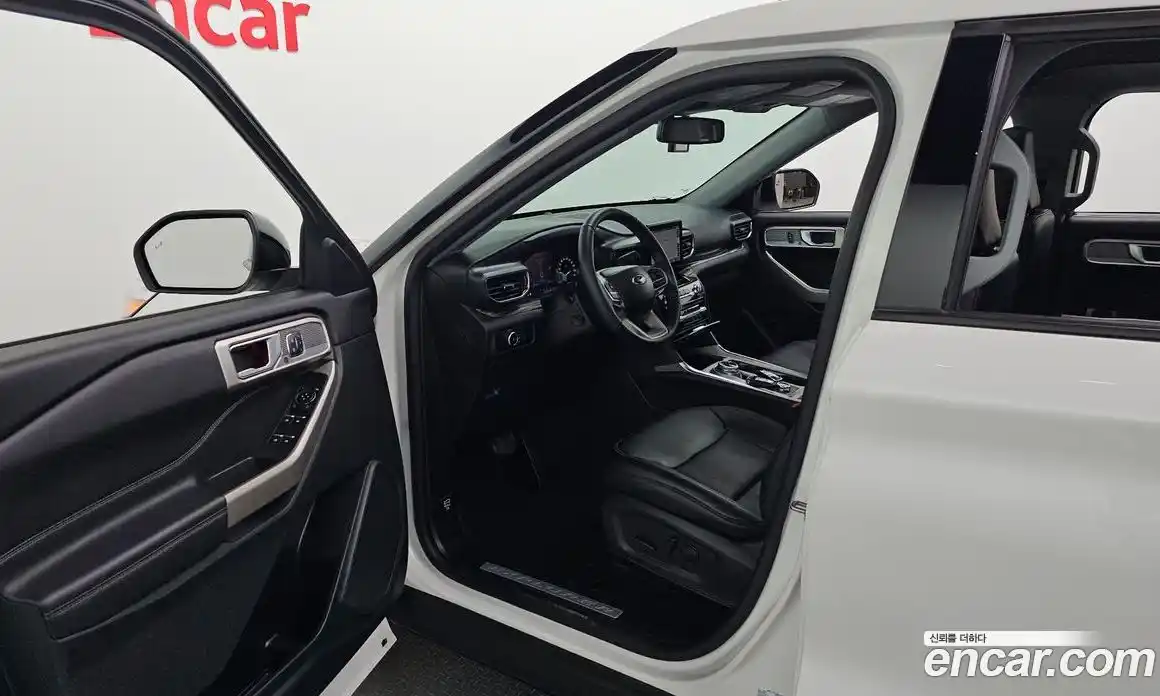 Ford Explorer 2023 2.3 Автомат в Москве № 255416, фото 14