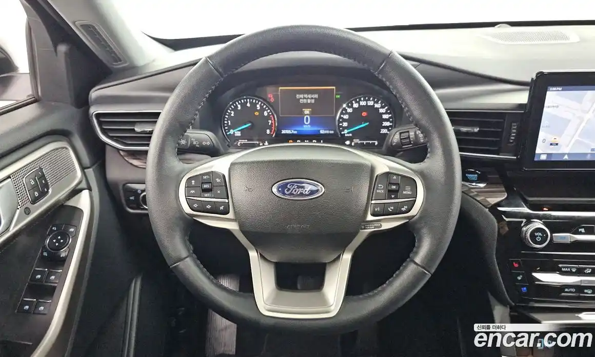 Ford Explorer 2023 2.3 Автомат в Москве № 255416, фото 17