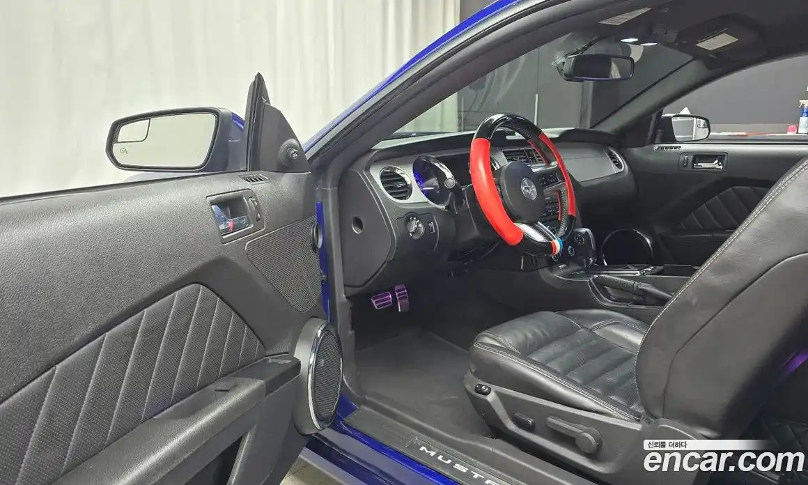 Ford Mustang 2014 3.7 Автомат в Москве № 257352, фото 18