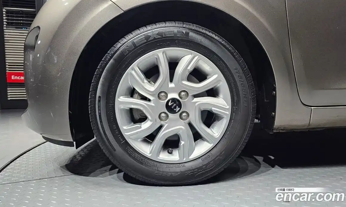 Kia Morning 2020 1.0 Автомат в Москве № 269659, фото 14