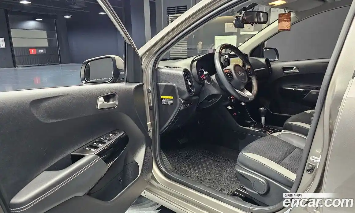 Kia Morning 2020 1.0 Автомат в Москве № 269659, фото 16