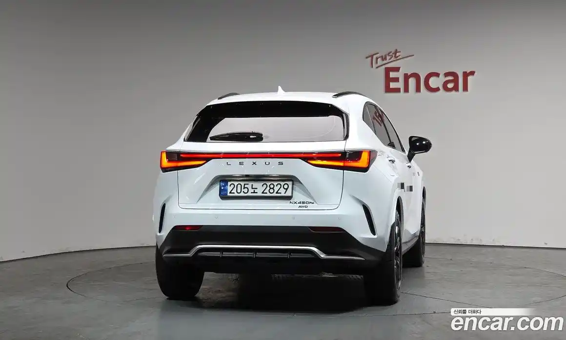 Lexus NX 2024 2.5 Автомат в Москве № 275399, фото 15