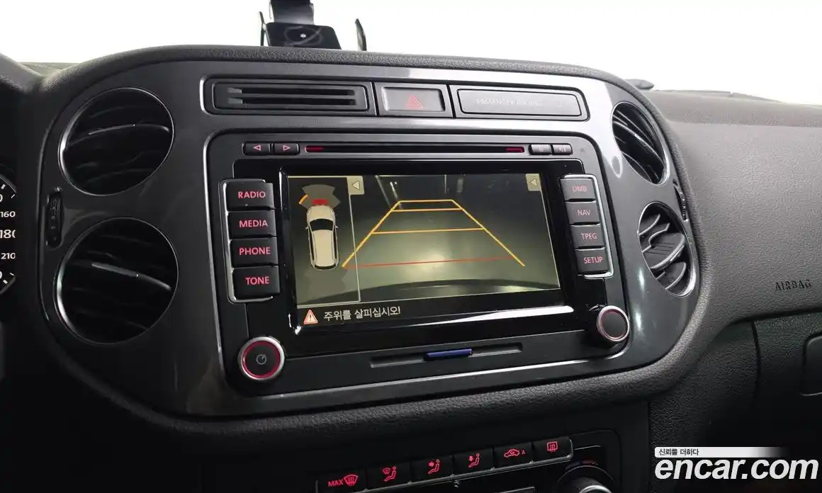 Volkswagen Tiguan 2013 2.0 Автомат в Москве № 277569, фото 13