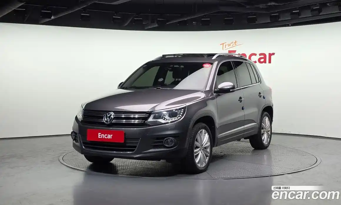 Volkswagen Tiguan 2013 2.0 Автомат в Москве № 277569, фото 18