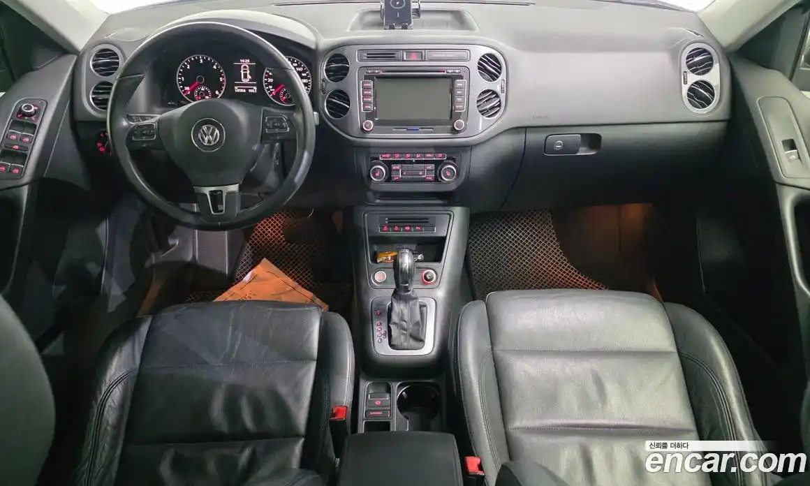 Volkswagen Tiguan 2013 2.0 Автомат в Москве № 277569, фото 19