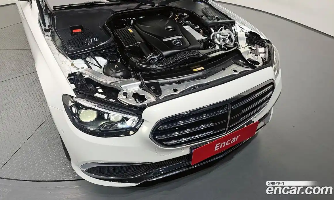 Mercedes-Benz E-Class 2023 2.0 Автомат в Москве № 286745, фото 15