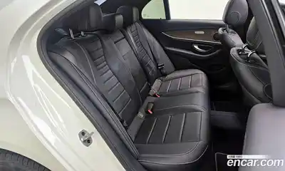 Mercedes-Benz E-Class 2023 2.0 Автомат в Москве № 286745, миниатюра 8