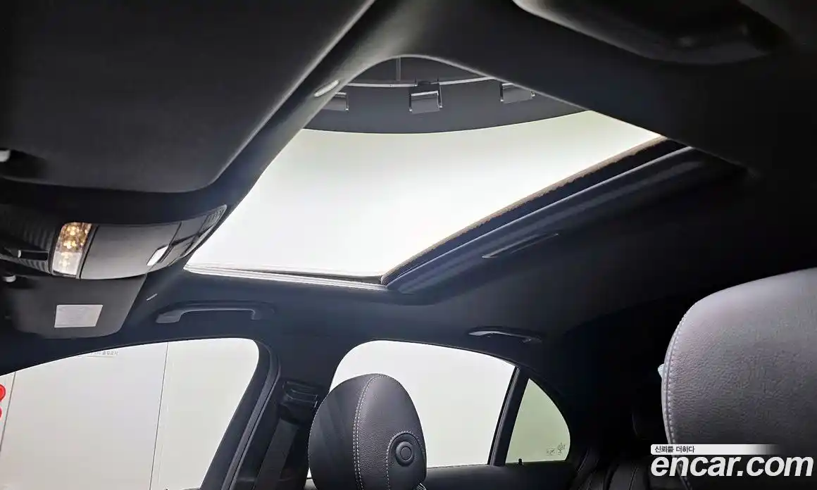 Mercedes-Benz E-Class 2023 2.0 Автомат в Москве № 286745, фото 9