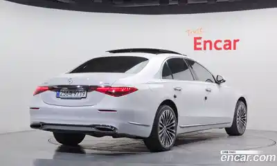Mercedes-Benz S-Class 2024 3.0 Автомат в Москве № 288017, миниатюра 3