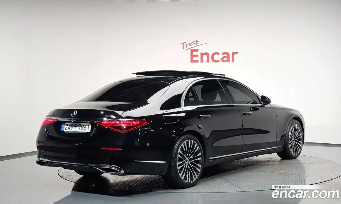 Mercedes-Benz S-Class 2023 3.0 Автомат в Москве № 289889, фото 17