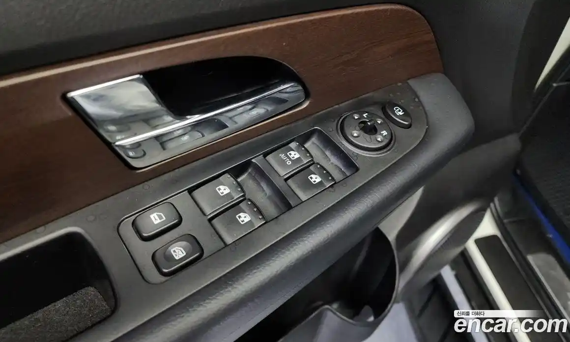 SsangYong Rexton 2014 2.0 Автомат в Москве № 30226, фото 11