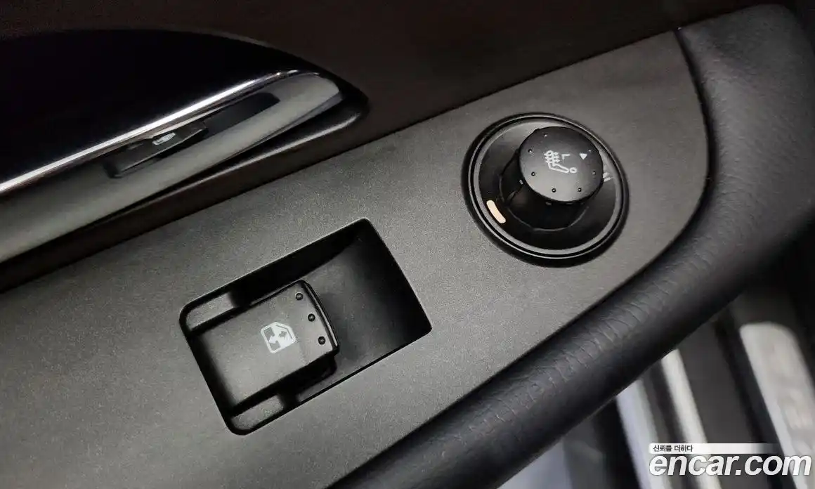 SsangYong Rexton 2014 2.0 Автомат в Москве № 30226, фото 16