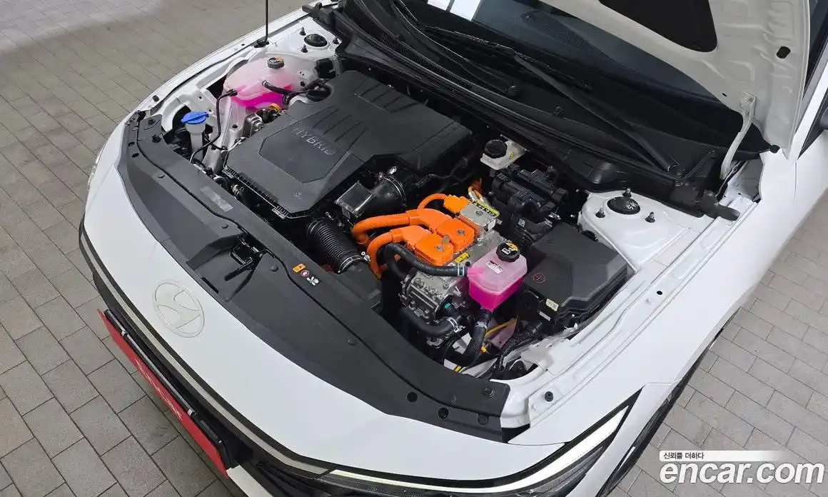 Hyundai Avante 2024 1.6 Автомат в Москве № 303916, фото 16