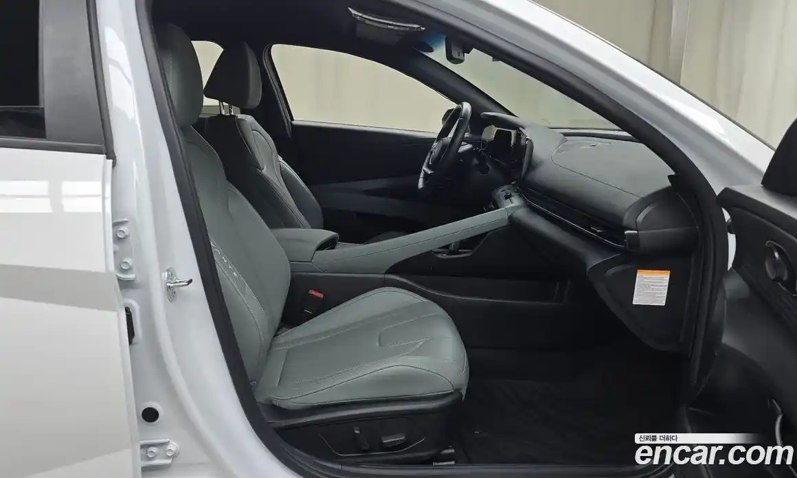 Hyundai Avante 2024 1.6 Автомат в Москве № 303916, фото 18