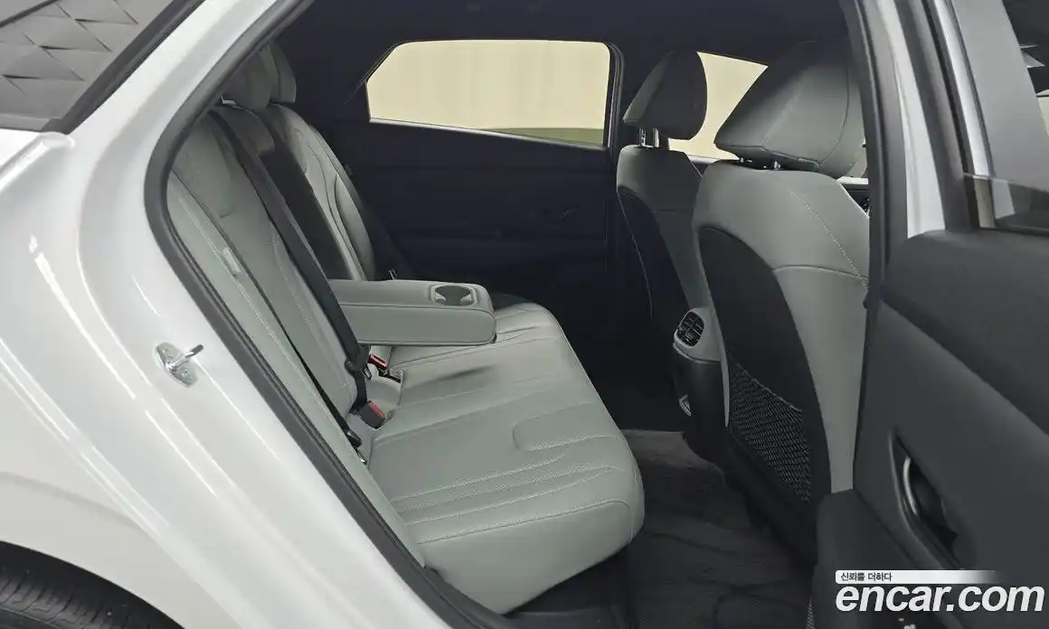 Hyundai Avante 2024 1.6 Автомат в Москве № 303916, фото 4