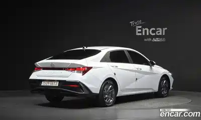 Hyundai Avante 2024 1.6 Автомат в Москве № 303916, миниатюра 9