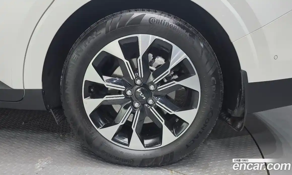 Kia Canival 2022 2.2 Автомат в Москве № 308412, фото 18