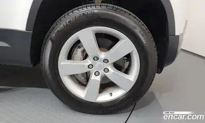 Land Rover Defender, 2023