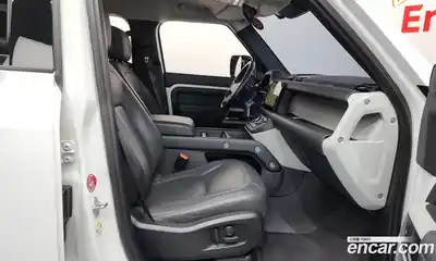 Land Rover Defender 2023 3.0 Автомат в Москве № 315479, миниатюра 11