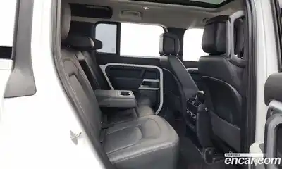 Land Rover Defender 2023 3.0 Автомат в Москве № 315479, миниатюра 5