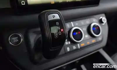 Land Rover Defender 2023 3.0 Автомат в Москве № 315479, миниатюра 9