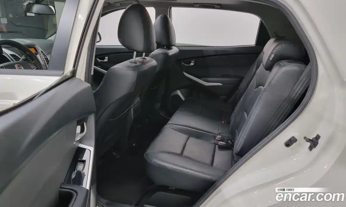 SsangYong Korando 2015 2.0 Автомат в Москве № 31703, фото 12