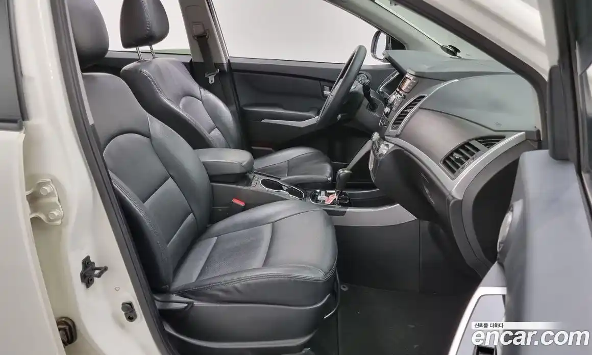 SsangYong Korando 2015 2.0 Автомат в Москве № 31703, фото 16