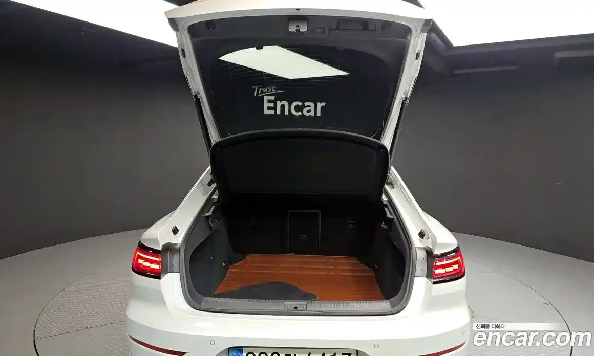 Volkswagen Arteon 2023 2.0 Автомат в Москве № 317899, фото 9