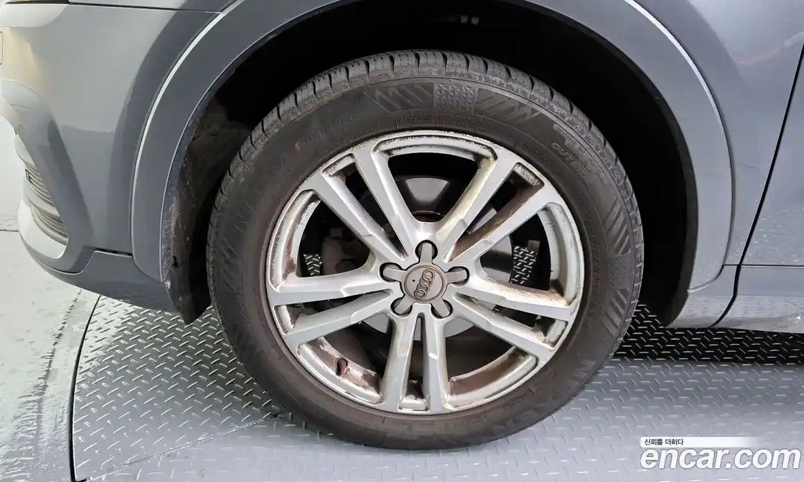 Audi Q3 2016 2.0 Автомат в Москве № 325682, фото 11