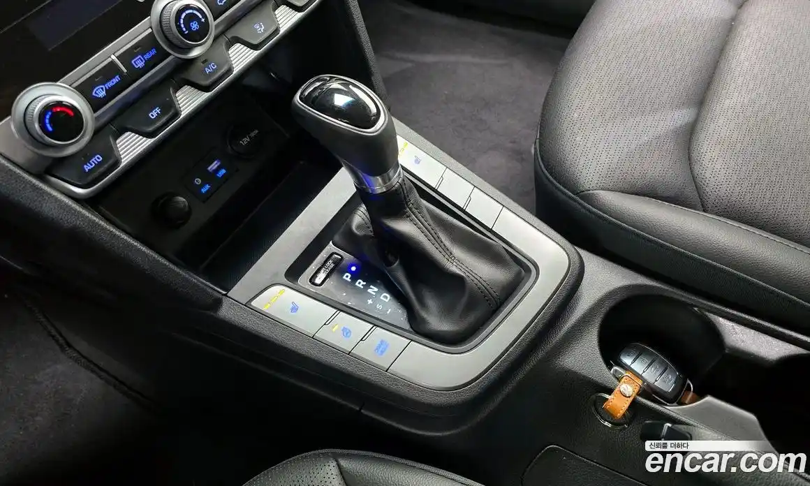 Hyundai Avante 2020 1.6 Автомат в Москве № 331320, фото 12