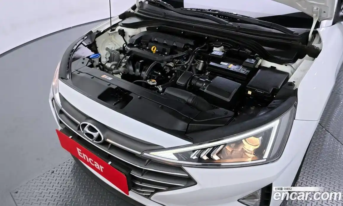 Hyundai Avante 2020 1.6 Автомат в Москве № 331320, фото 15