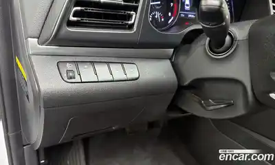 Hyundai Avante 2020 1.6 Автомат в Москве № 331320, миниатюра 3