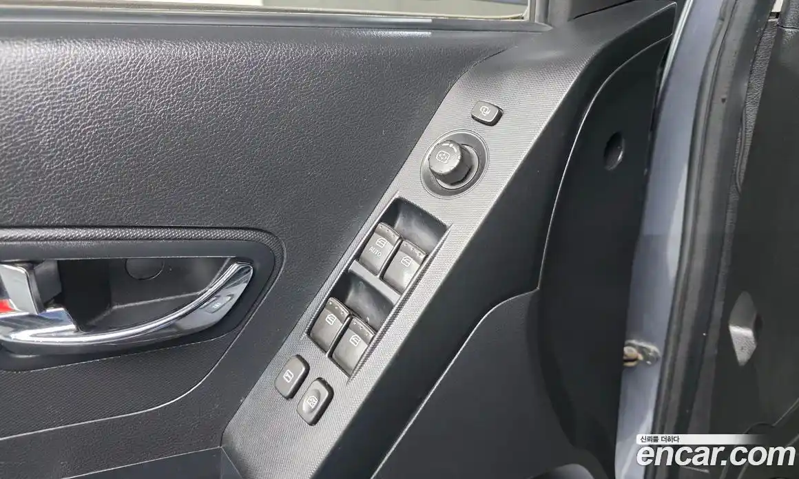 SsangYong Korando 2012 2.0 Автомат в Москве № 36443, фото 4