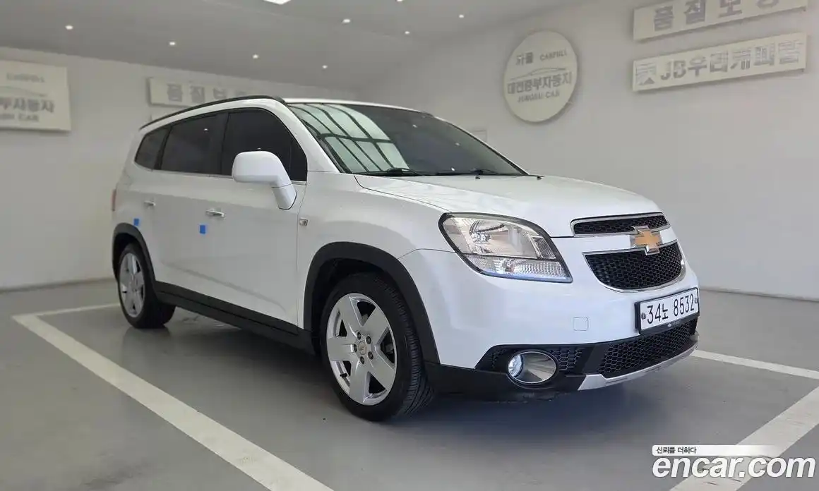 Chevrolet Orlando 2012 2.0 Автомат в Москве № 36844, фото 18