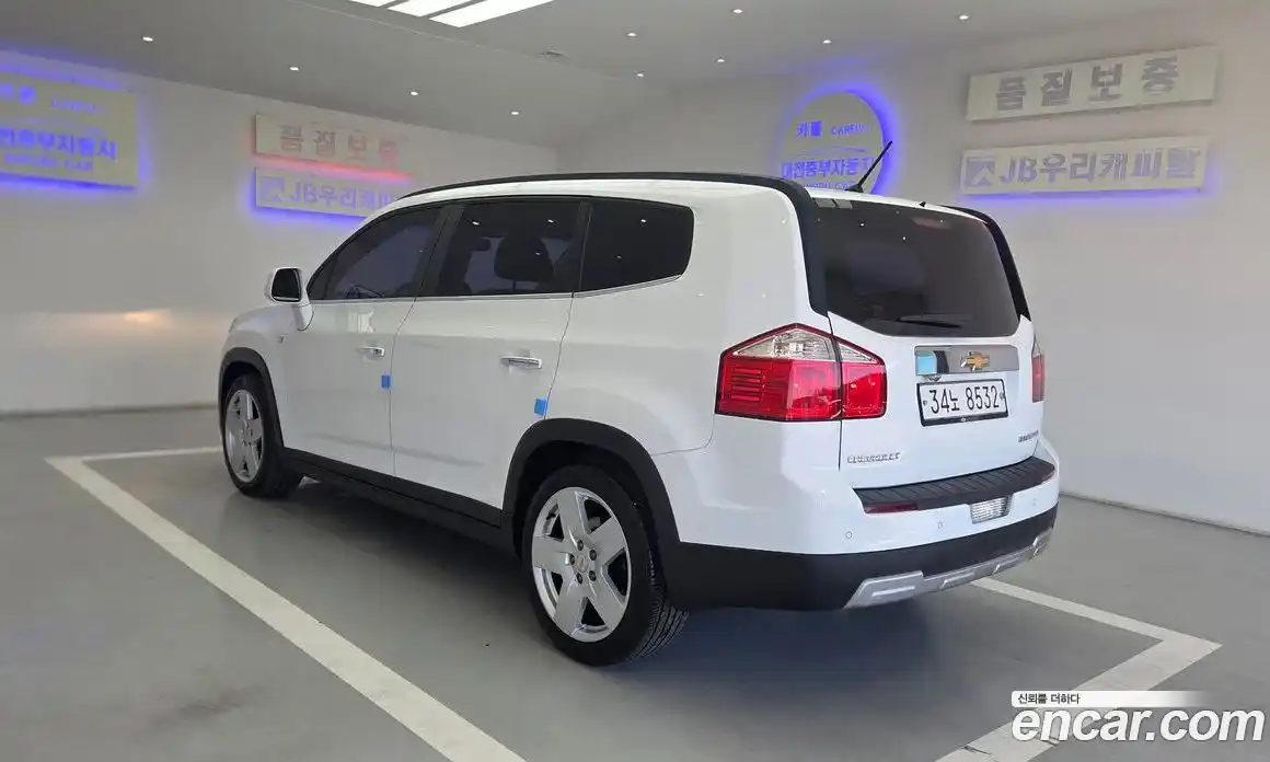 Chevrolet Orlando 2012 2.0 Автомат в Москве № 36844, фото 3