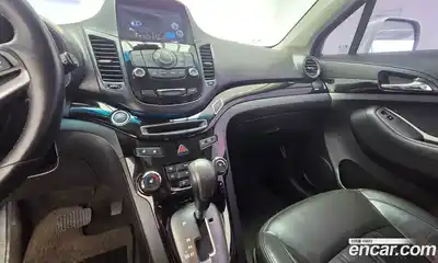 Chevrolet Orlando 2012 2.0 Автомат в Москве № 36844, миниатюра 10