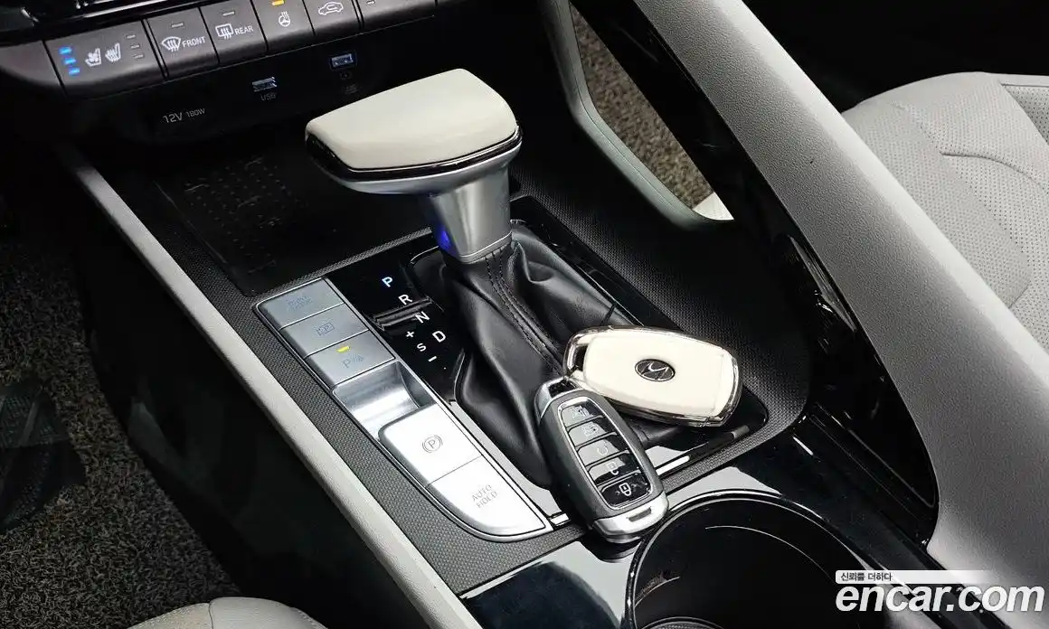 Hyundai Avante 2021 1.6 Автомат в Москве № 3923, фото 13