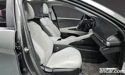 Hyundai Avante 2021 1.6 Автомат в Москве № 3923, миниатюра 10