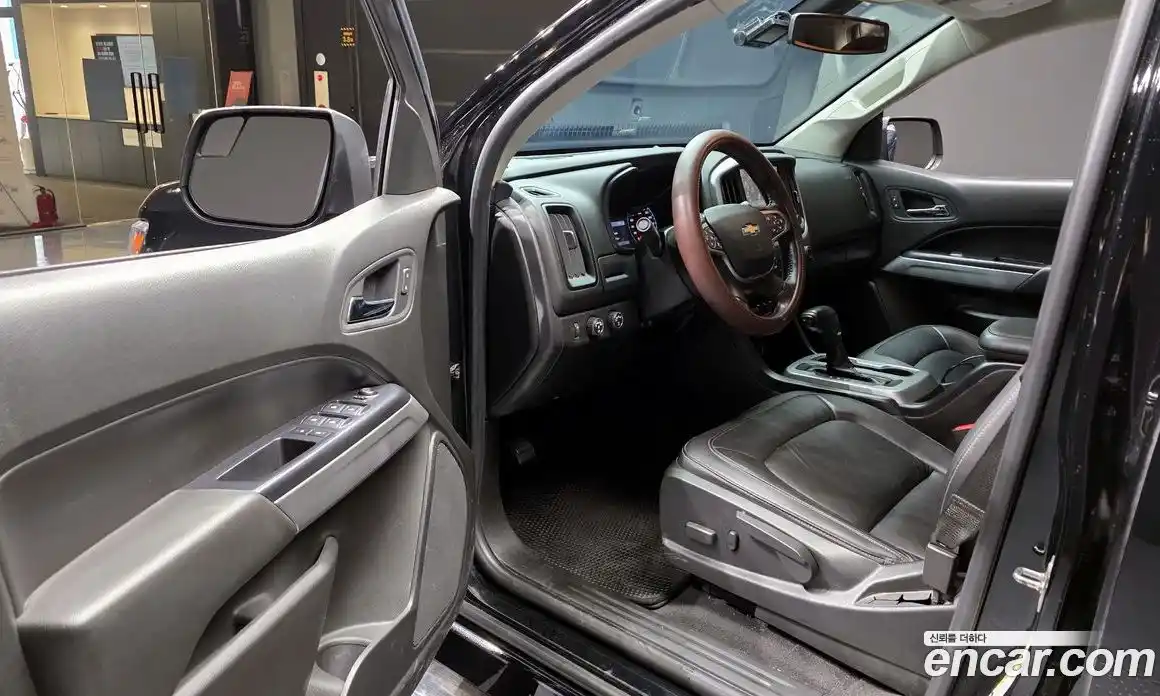 Chevrolet Colorado 2020 3.6 Автомат в Москве № 41101, фото 17