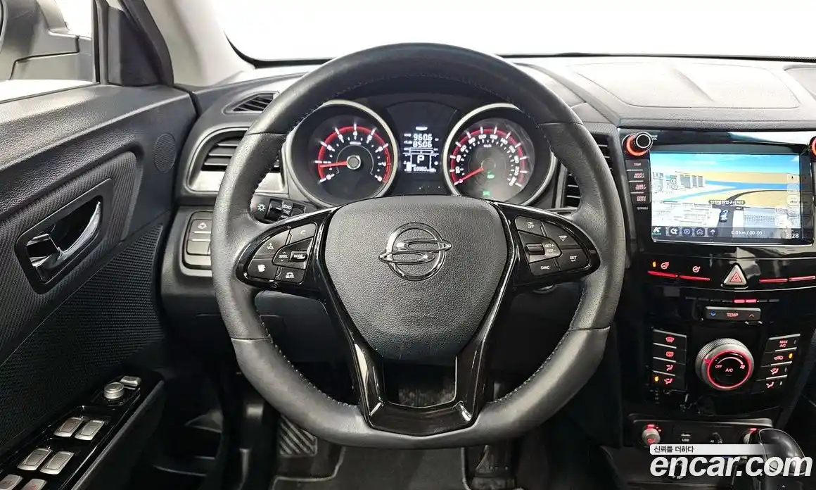 SsangYong TIBOLI 2018 1.6 Автомат в Москве № 4298, фото 11