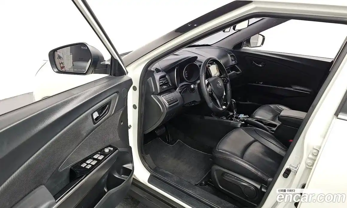 SsangYong TIBOLI 2018 1.6 Автомат в Москве № 4298, фото 4